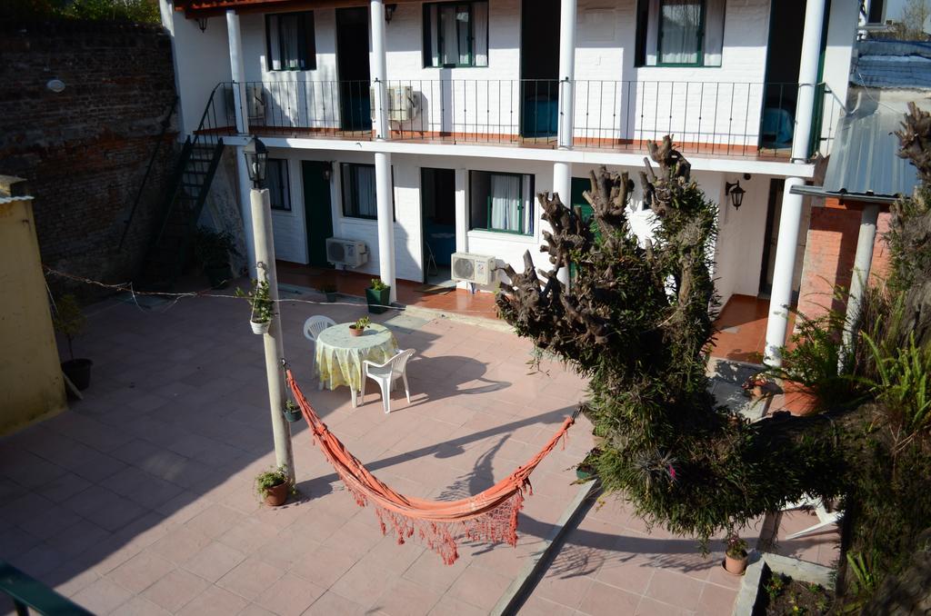 Hostel El Espanol Colonia del Sacramento Exterior photo